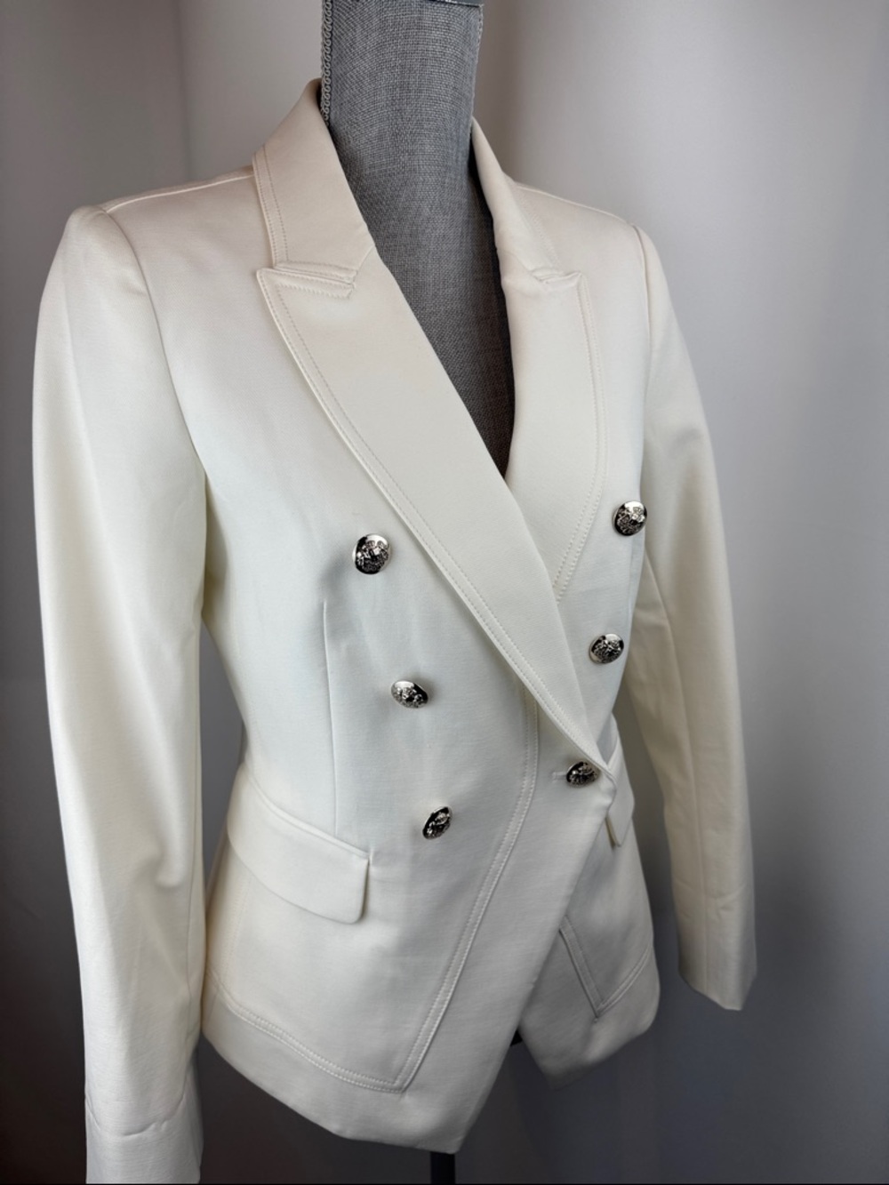 WHBM Cream Double-Breasted Tailored Blazer Size -6 “NWT”